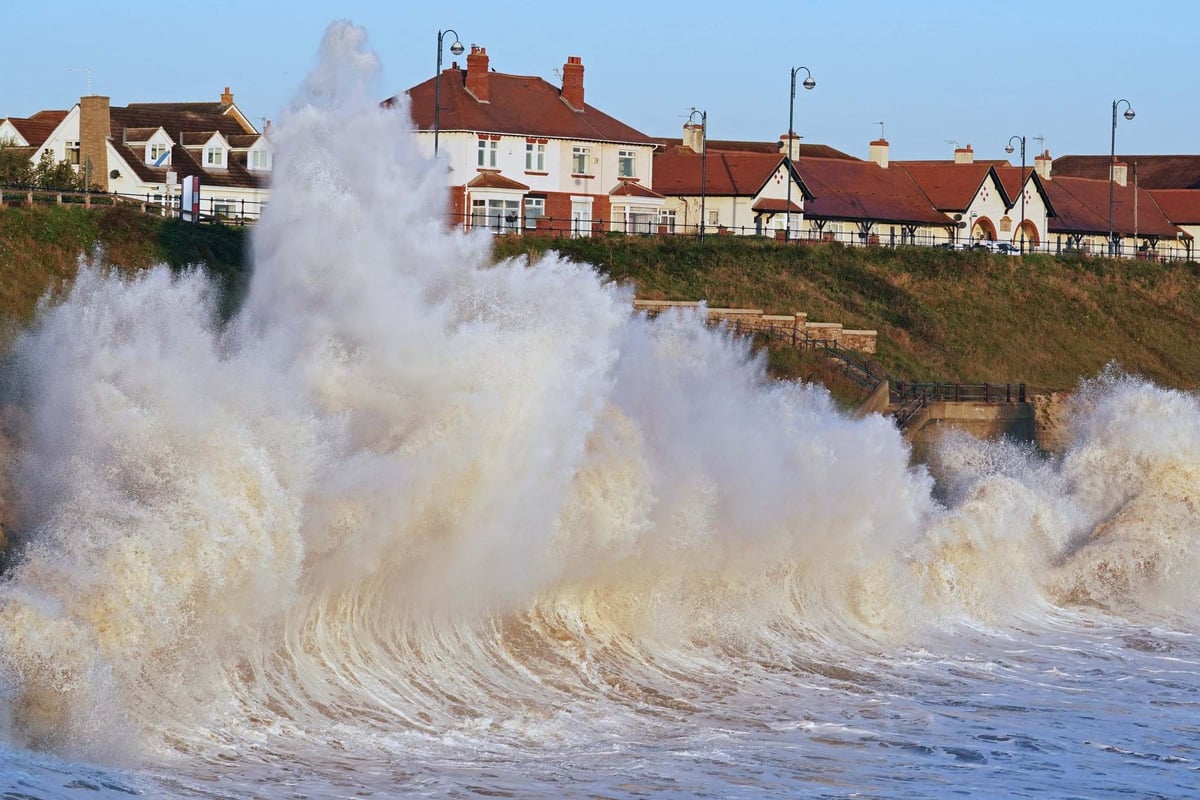 Storm Lorenzo UK: Ex-hurricane to bring strong winds and power outages as southwest hit with severe warning | London Evening Standard