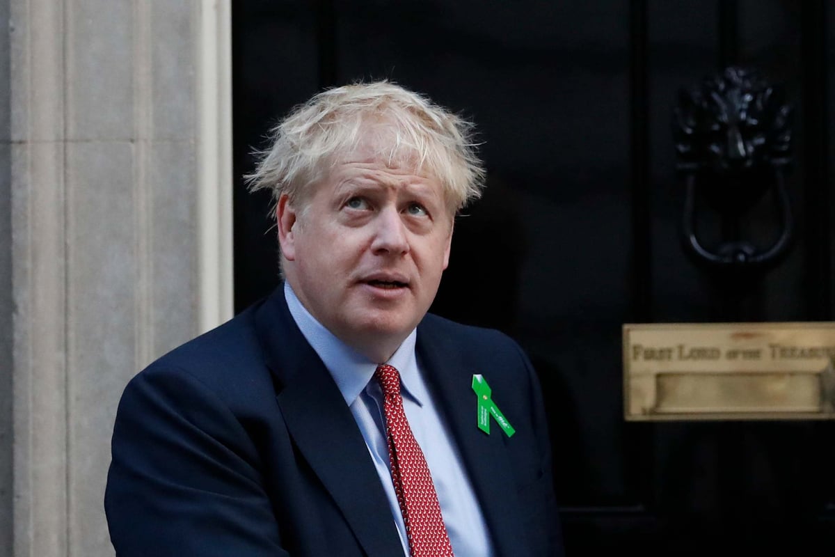 Senior Tory backbenchers prepare to resist Boris Johnson’s plan to replace lockdown with tiered system