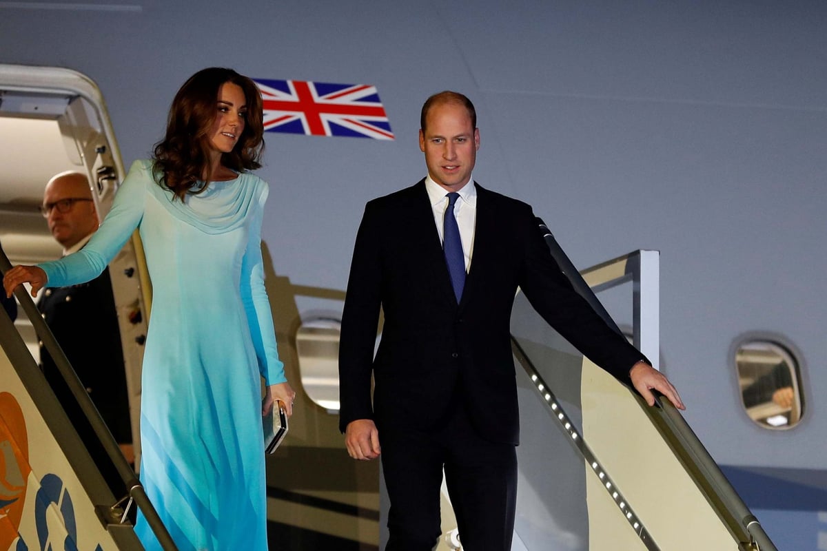 Prince William and Kate Middleton land in Pakistan for historic five-day royal tour | London Evening Standard