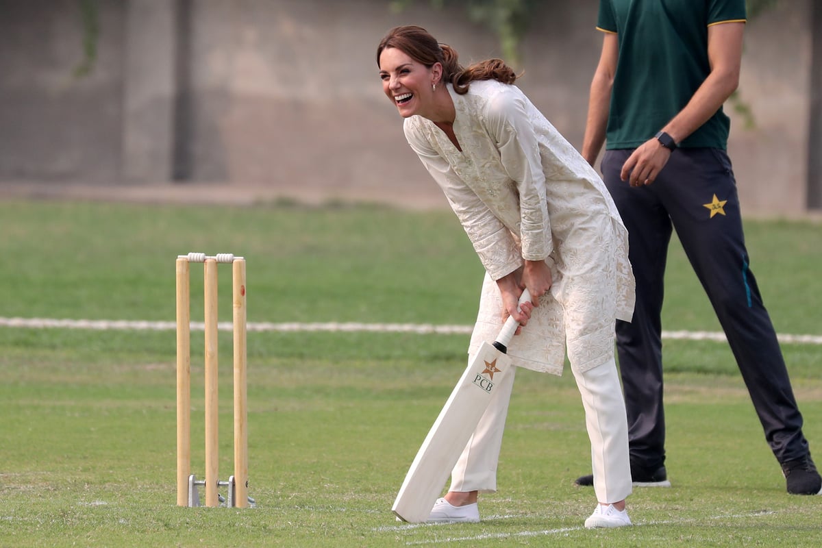William and Kate show off their sporting skills during cricket match with youngsters on visit to Lahore | London Evening Standard