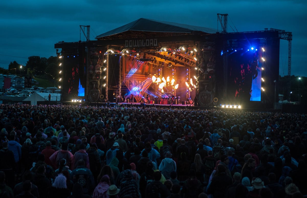 Download festival releases limited-edition NHS charity t-shirt to aid coronavirus fight | London Evening Standard