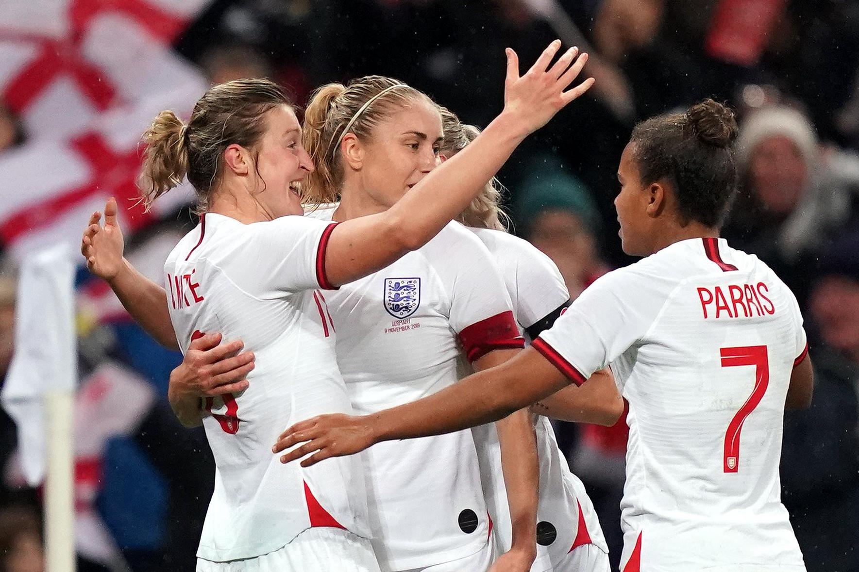 England Lionesses join #PlayersTogether fund to support NHS