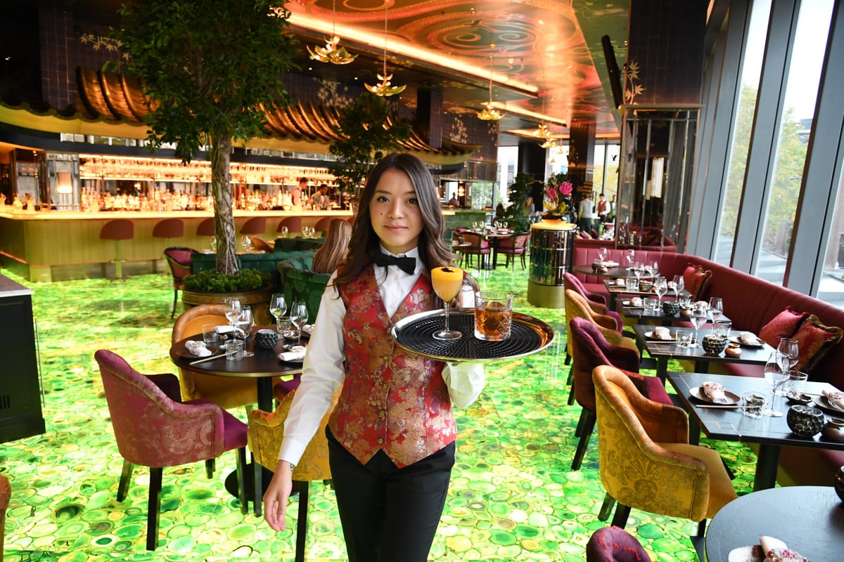 The Ivy Asia: Lavish decor features life-size samurai warriors and views of St Paul's Cathedral | London Evening Standard