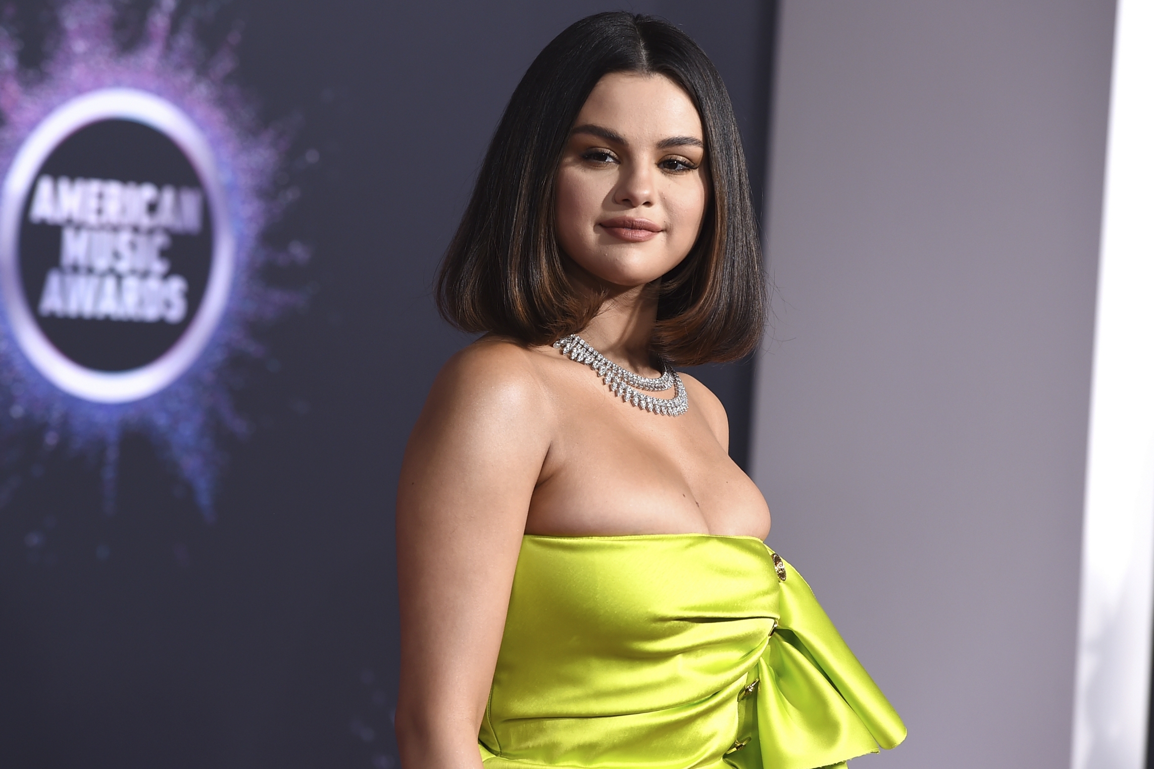 All the times Selena Gomez sings about Justin Bieber on Rare