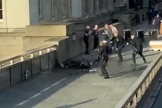 London Bridge incident: Armed police shoot man dead in central London after terror attack | London Evening Standard