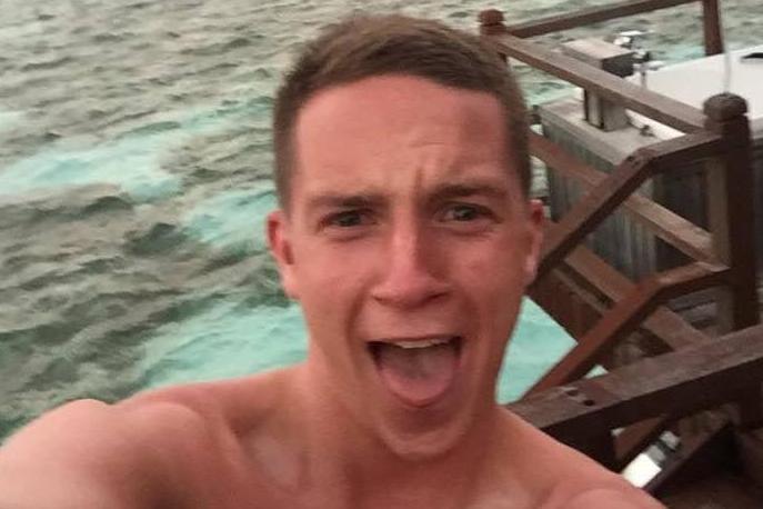 Carpenter claiming £900k over hurt thumb denies exaggerating injury