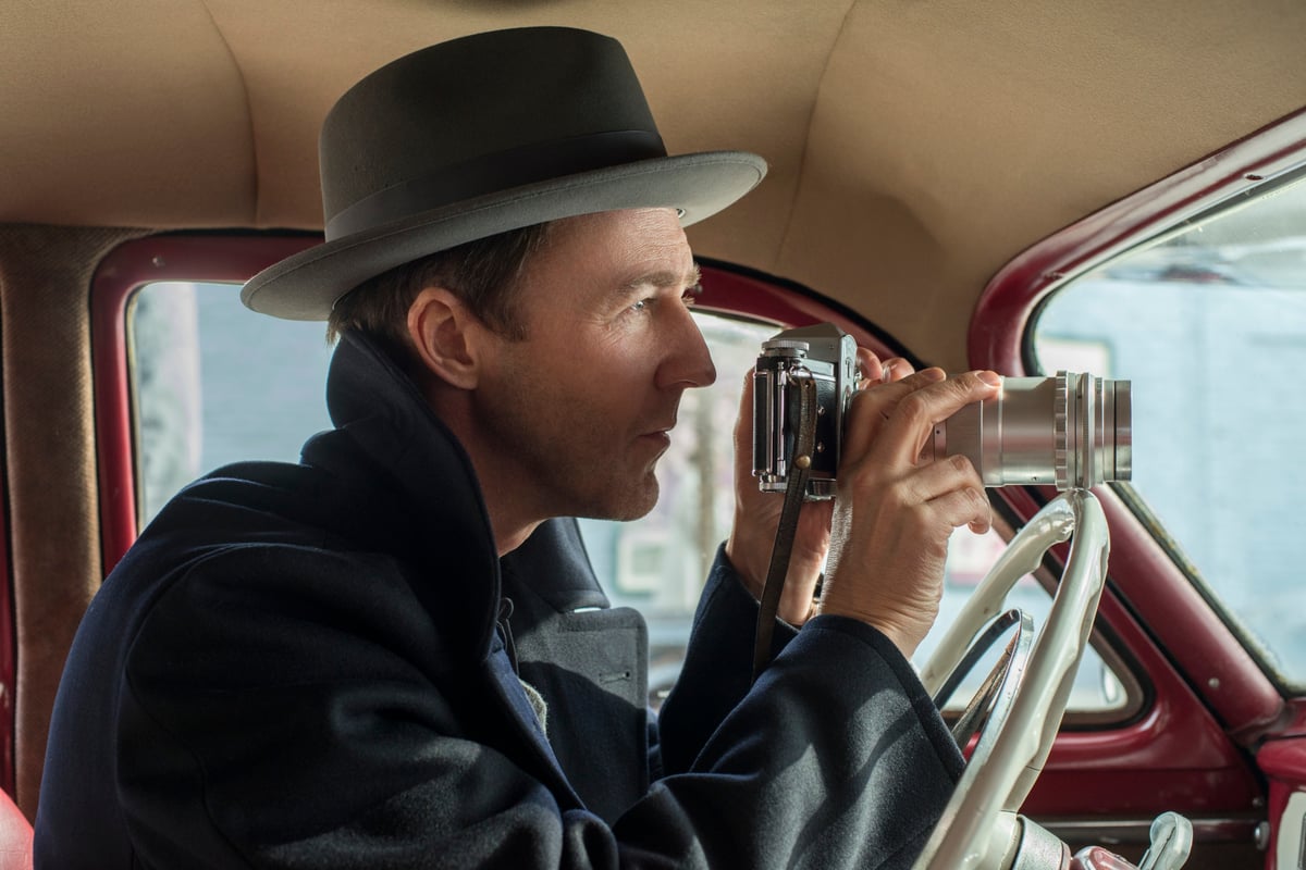 Motherless Brooklyn review: Edward Norton turns his camera onto New York's dark past | London Evening Standard