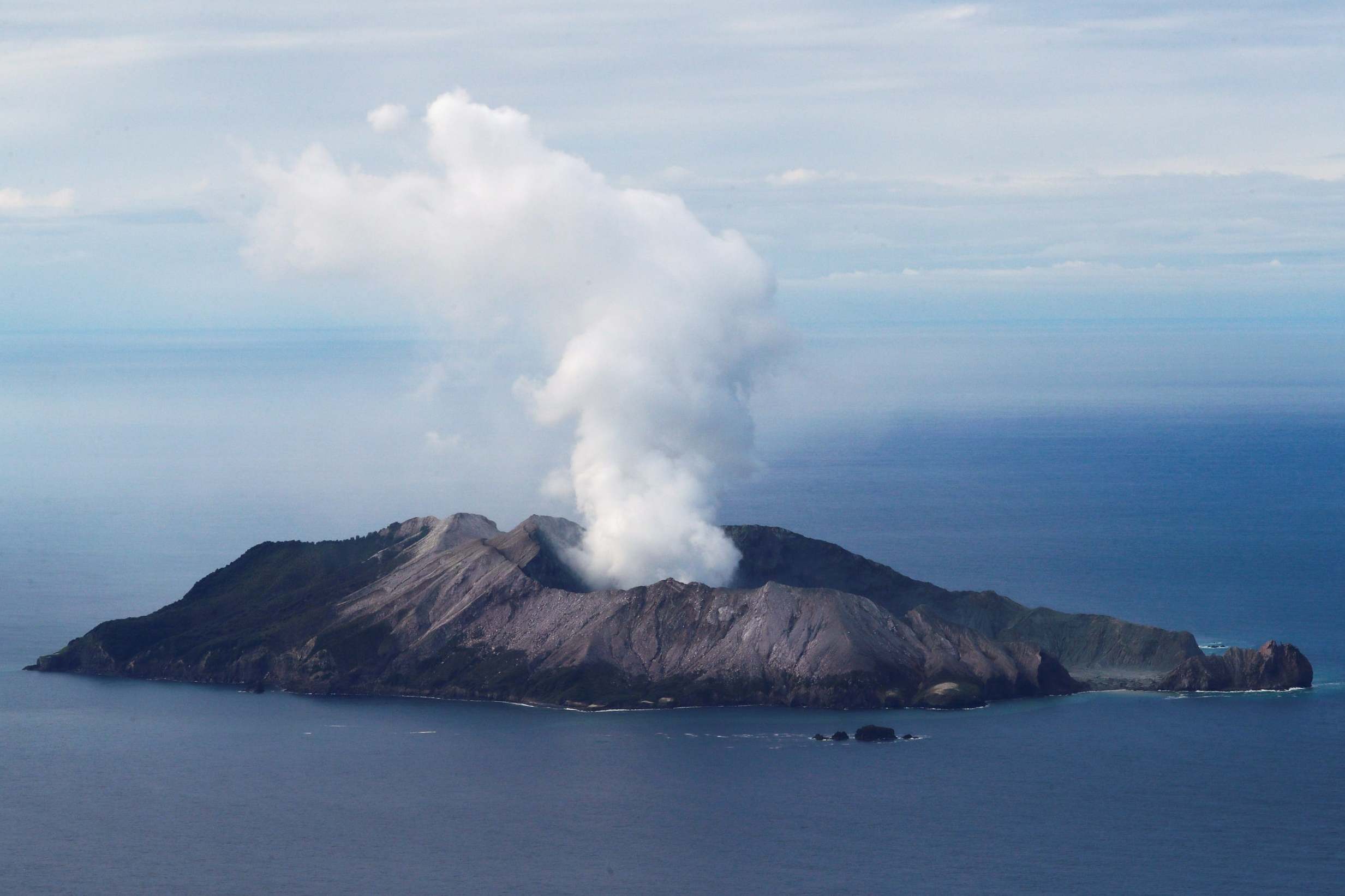 Death toll from New Zealand volcano eruption rises to 21
