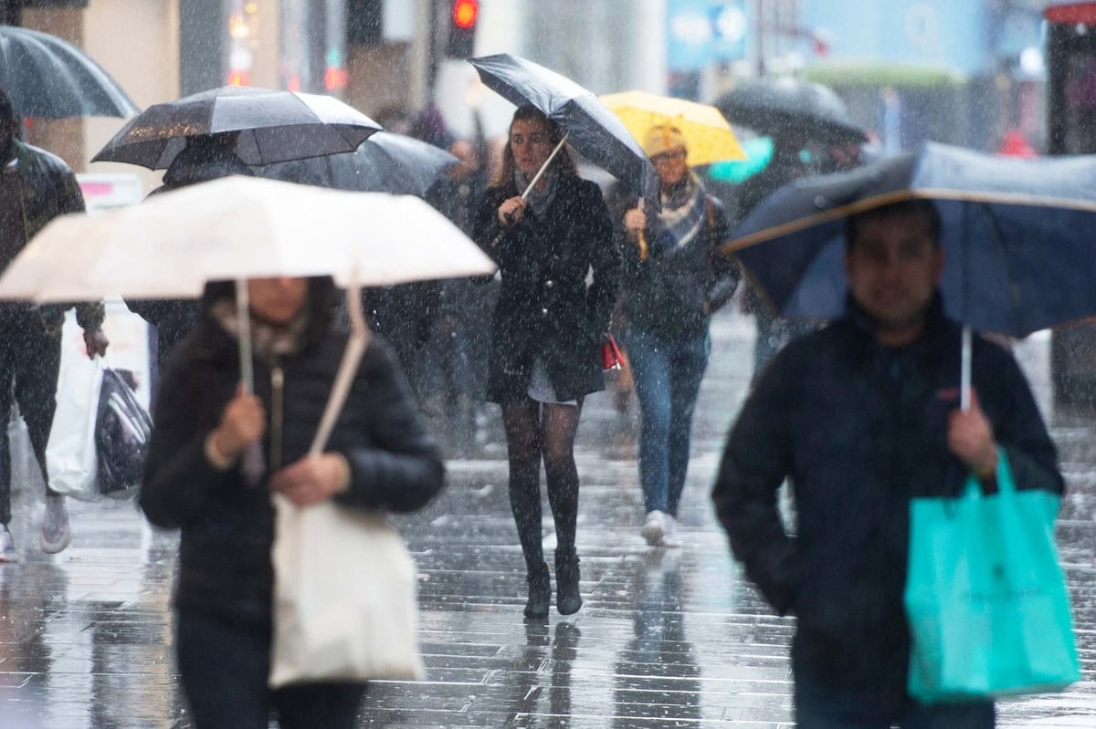 UK weather: Tornado hits Surrey as two weeks' worth of rain batters UK this weekend | London Evening Standard