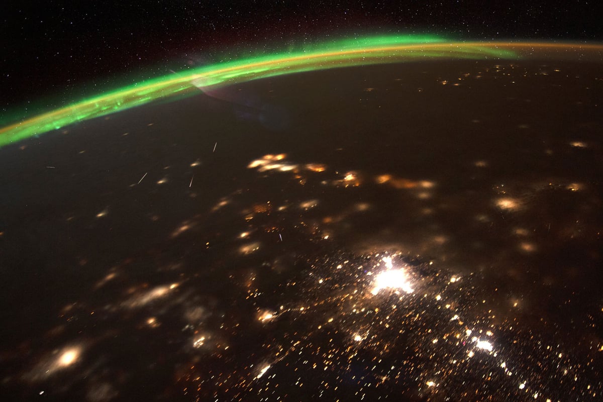 First meteor shower of 2020 seen in stunning Nasa picture from International Space Station | London Evening Standard