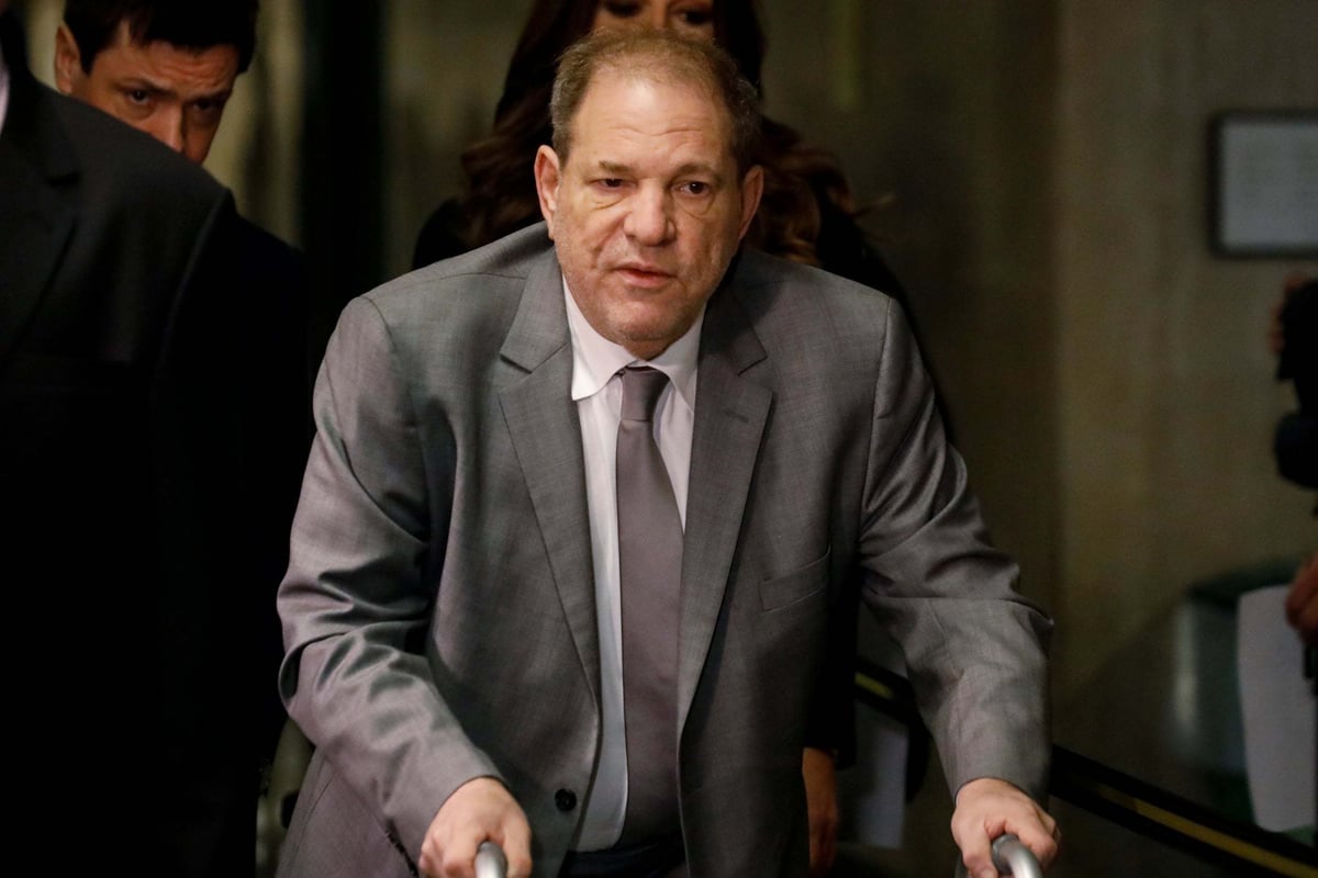 Harvey Weinstein lawyer accuses judge of bias over comments made about ex-movie mogul texting in court | London Evening Standard
