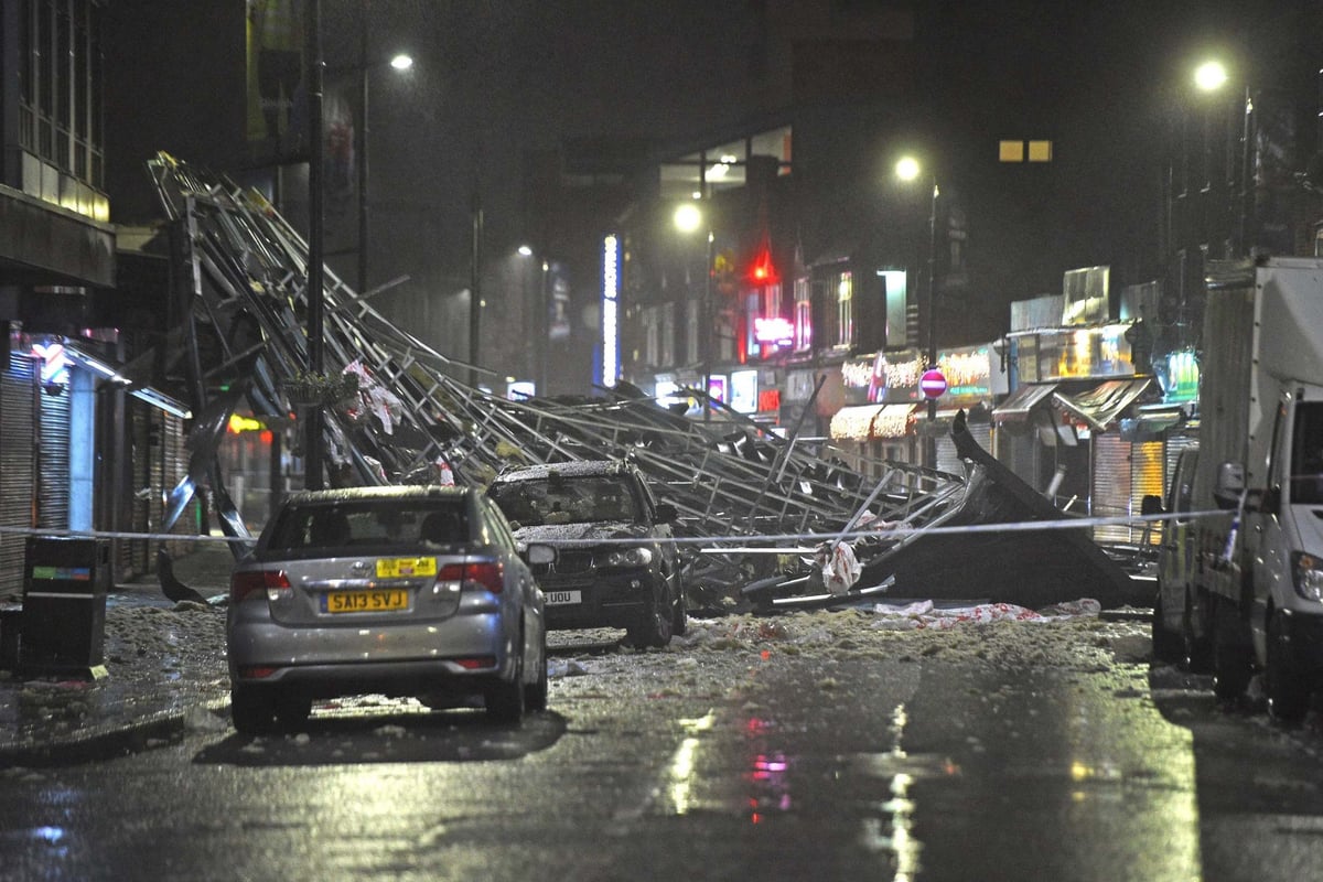UK weather forecast: Britons brace for more powerful winds after storm tears roof off building and disrupts flights | London Evening Standard