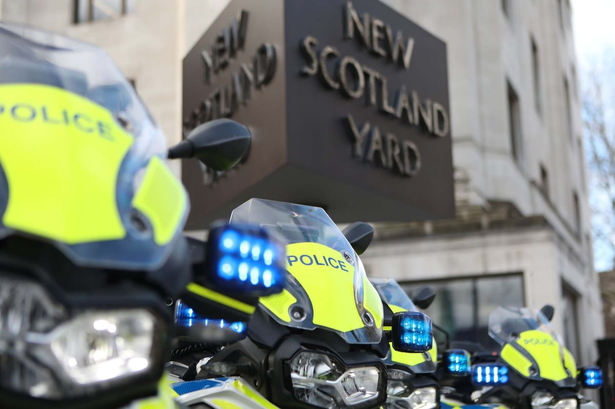 Met Police officer arrested over ‘membership of right wing terror group’ | London Evening Standard