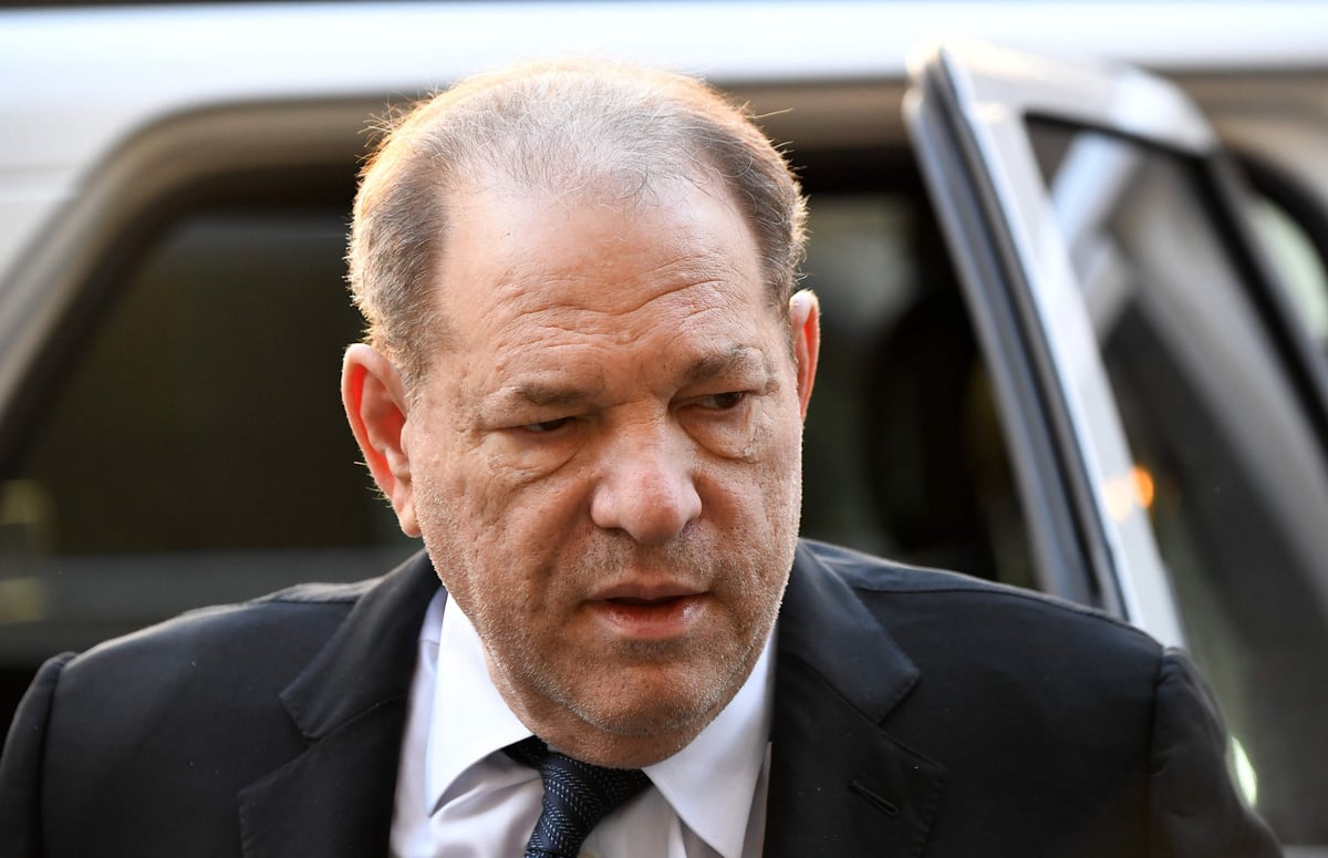 Harvey Weinstein branded 'rapist' by prosecutors as they begin making their case at his New York trial | London Evening Standard