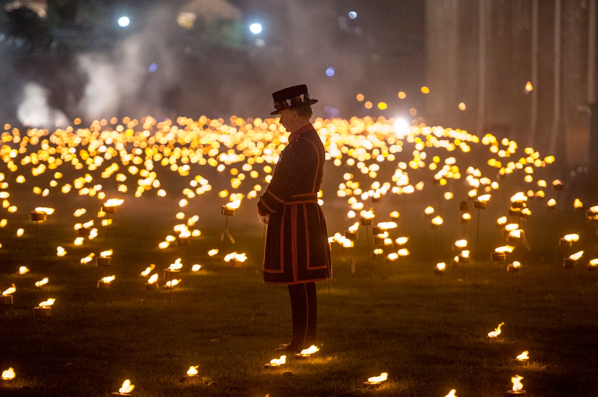 Pick of city photos to help rough sleepers | London Evening Standard