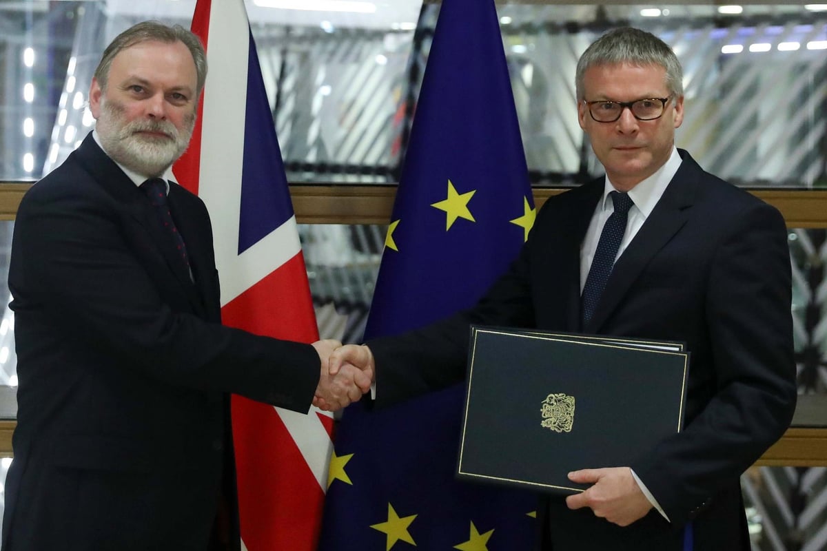 Brexit news latest: Final seal is set on Britain’s ‘difficult divorce’ from Brussels | London Evening Standard