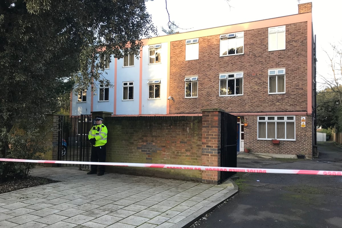 Bail hostel cordoned off in Streatham terror attack police probe | London Evening Standard