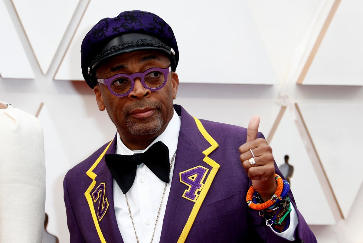 Spike Lee pays tribute to Kobe Bryant at Oscars with custom '24' tuxedo by Gucci | London Evening Standard