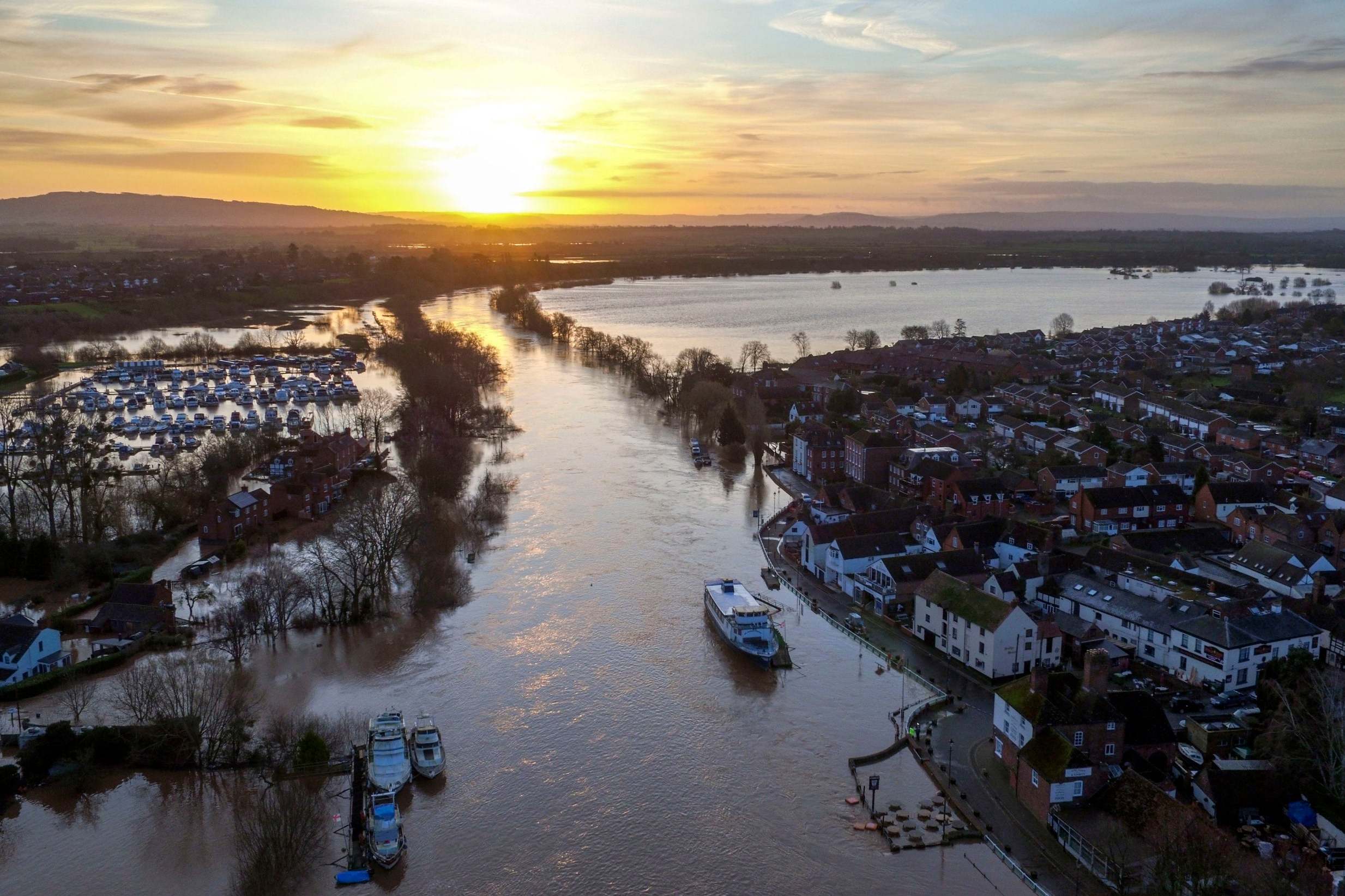 Brits endure another night of rain as Storm Jorge lashes flood-hit UK