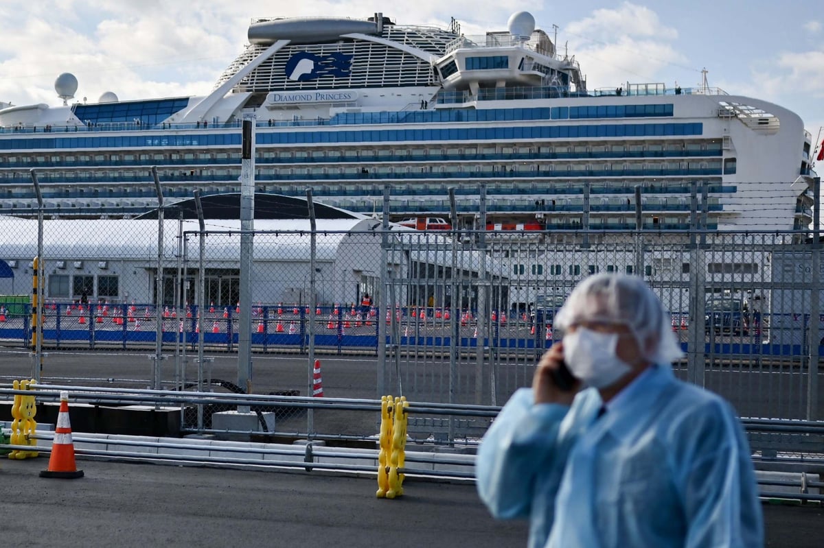 Coronavirus evacuations: 35 passengers from quarantined Diamond Princess set to fly to Britain | London Evening Standard