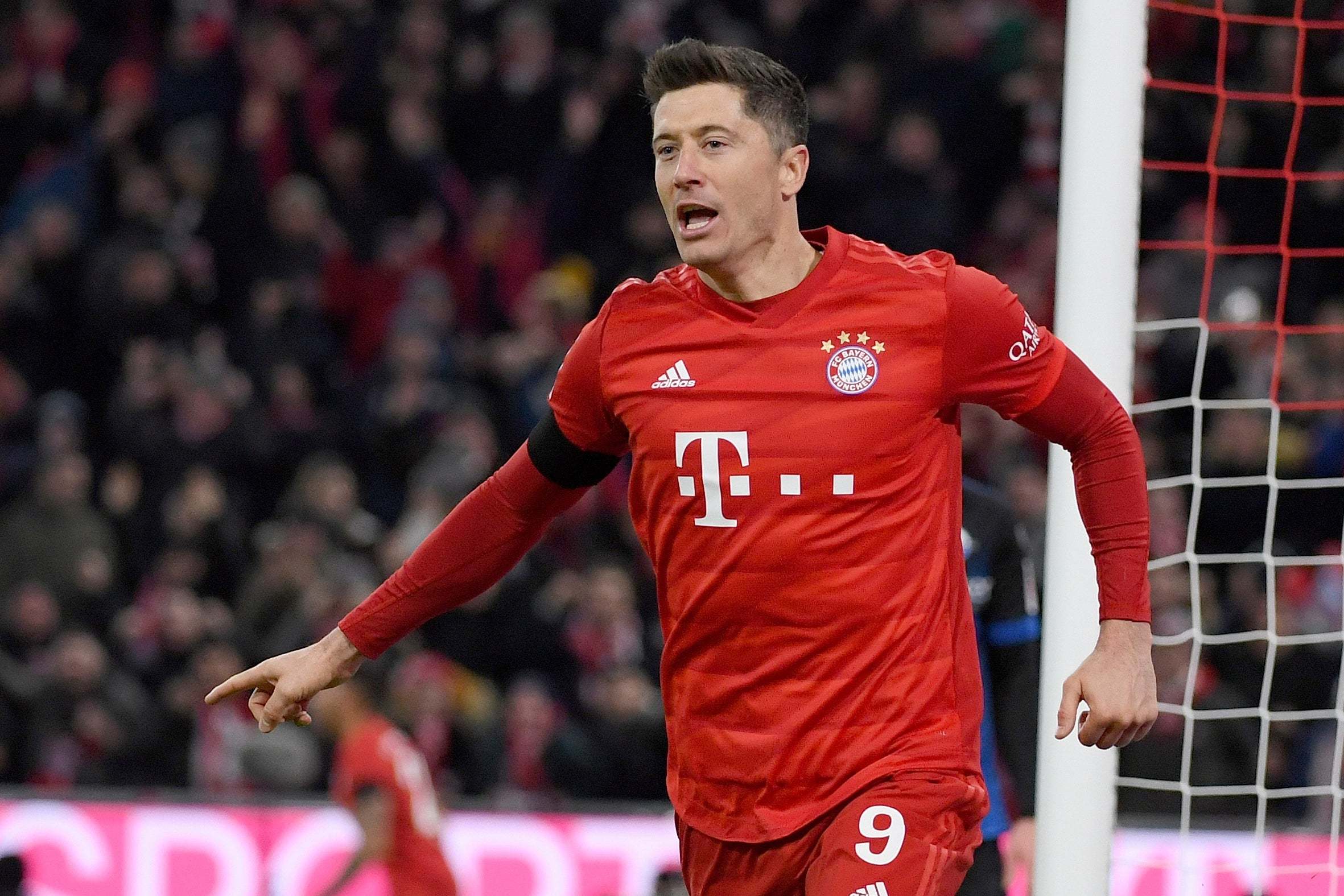 Lewandowski: I considered joining Man Utd after 'amazing' Fergie call