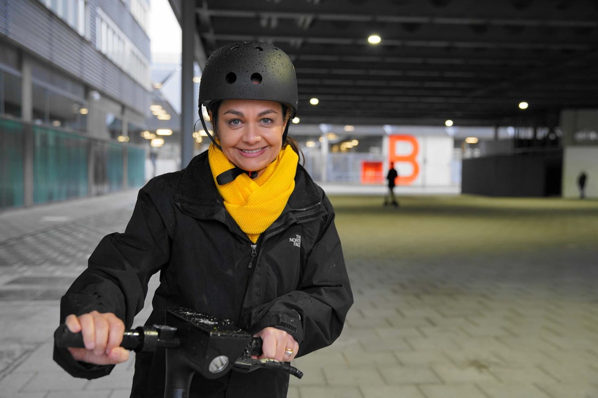 Make e-scooters legal to cut car use, says London mayoral candidate Siobhan Benita | London Evening Standard