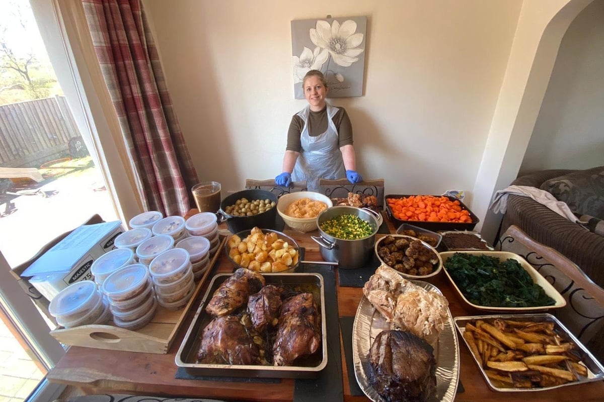 Mum spends coronavirus lockdown cooking 80 meals a day for vulnerable and elderly people | London Evening Standard