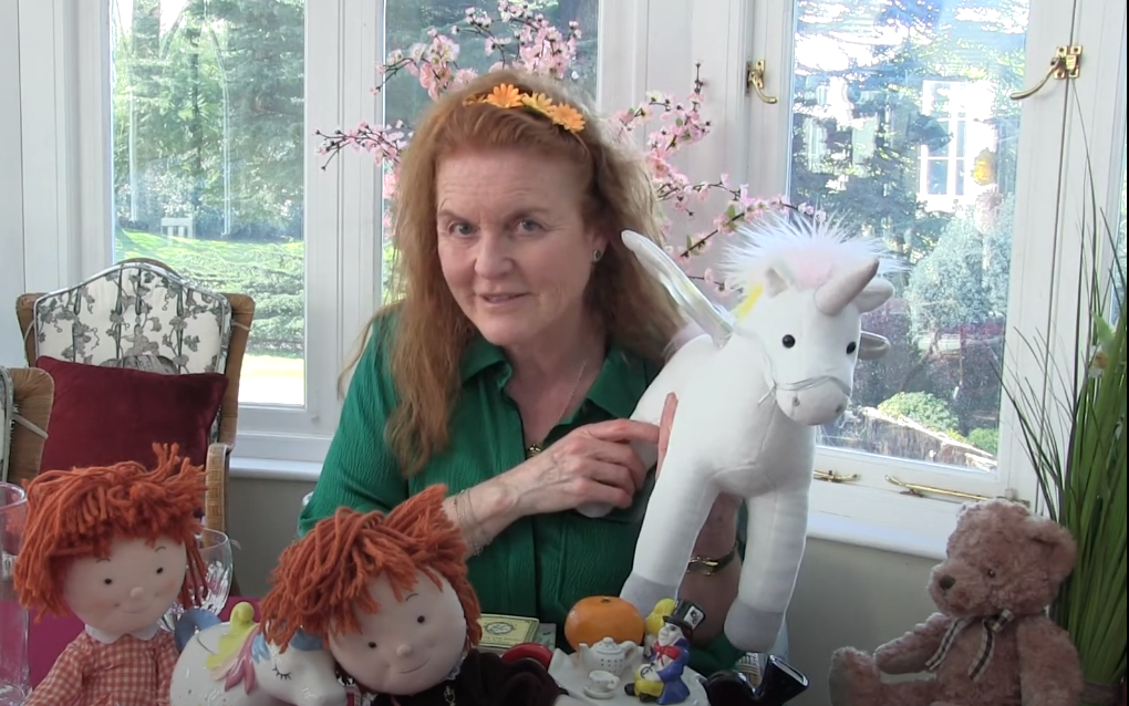 Sarah Ferguson launches daily storytelling YouTube series with 'friends' during lockdown | London Evening Standard