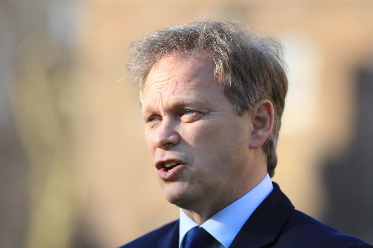 Claims Dominic Cummings made second trip to Durham during lockdown 'completely untrue', Grant Shapps says | London Evening Standard