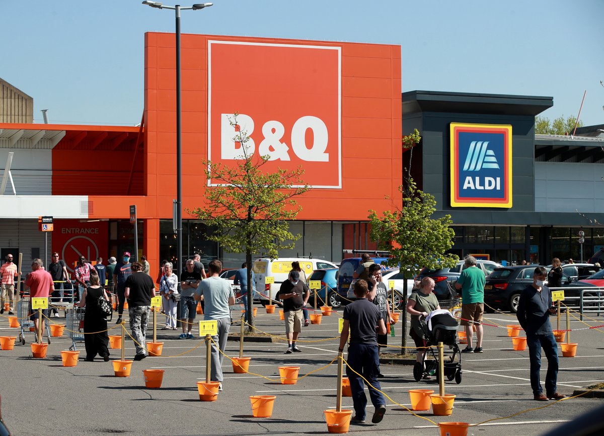 B&Q sales soar in June as Brits go DIY delirious during lockdown | London Evening Standard