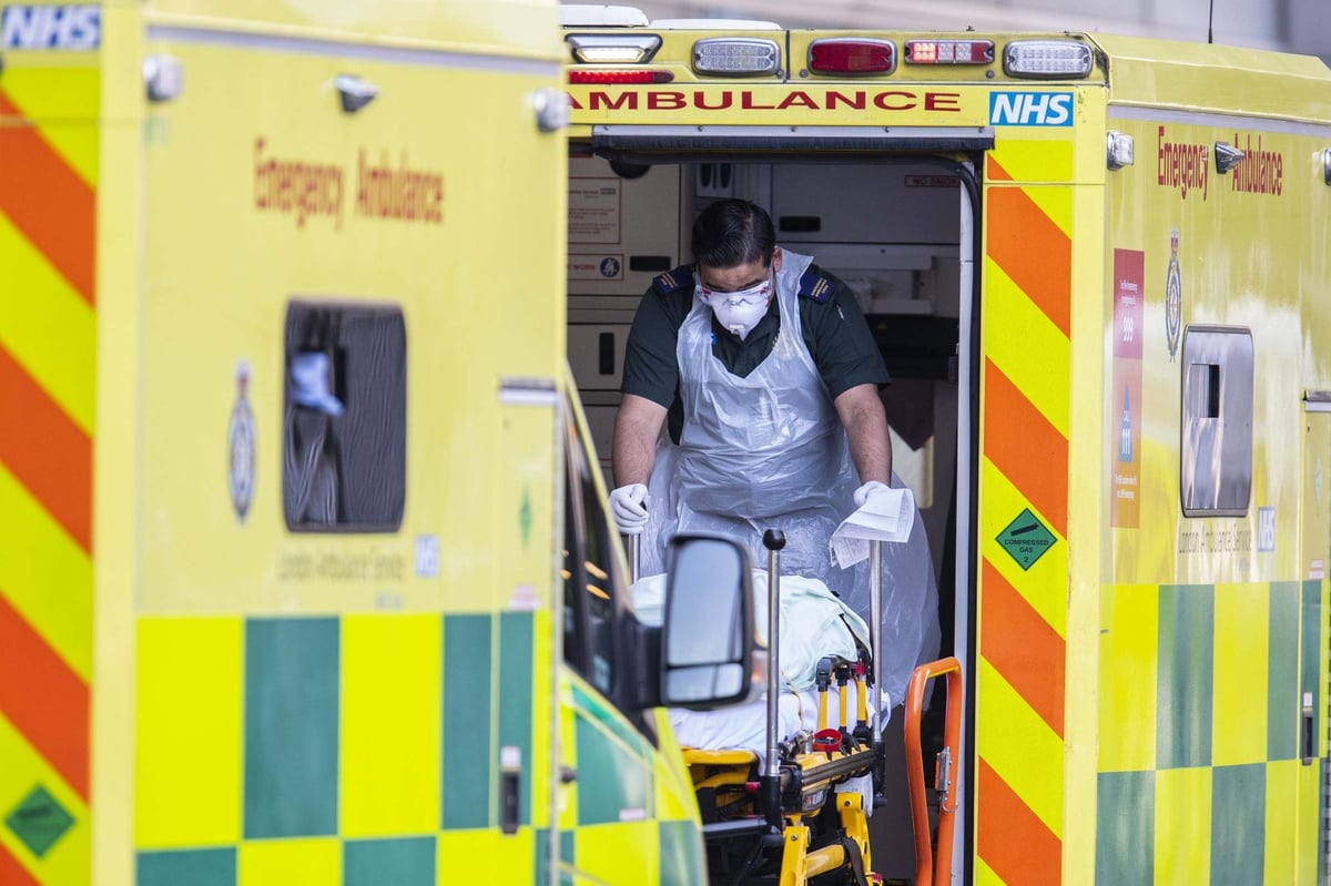 UK coronavirus death toll hits 31,241 after rise of 626 | London Evening Standard