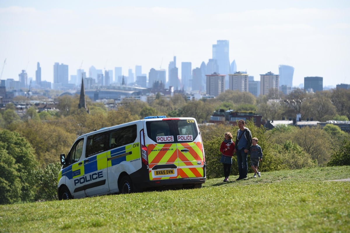 82 per cent of police fines for people flouting lockdown go to men | London Evening Standard