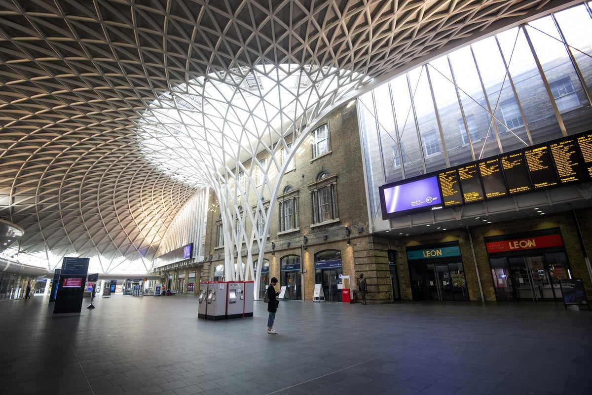 Rail chiefs 'plan to hike rail services to 70 per cent of normal timetable' in days | London Evening Standard