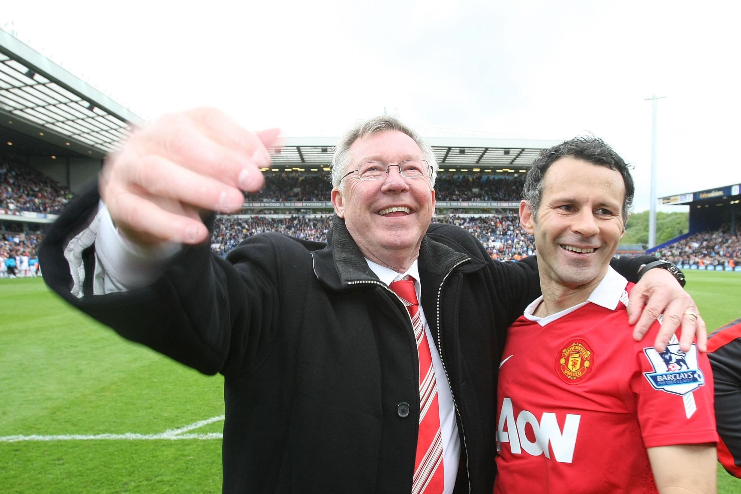 Giggs: Fergie is master of psychology; he never gave Ronaldo hairdryer