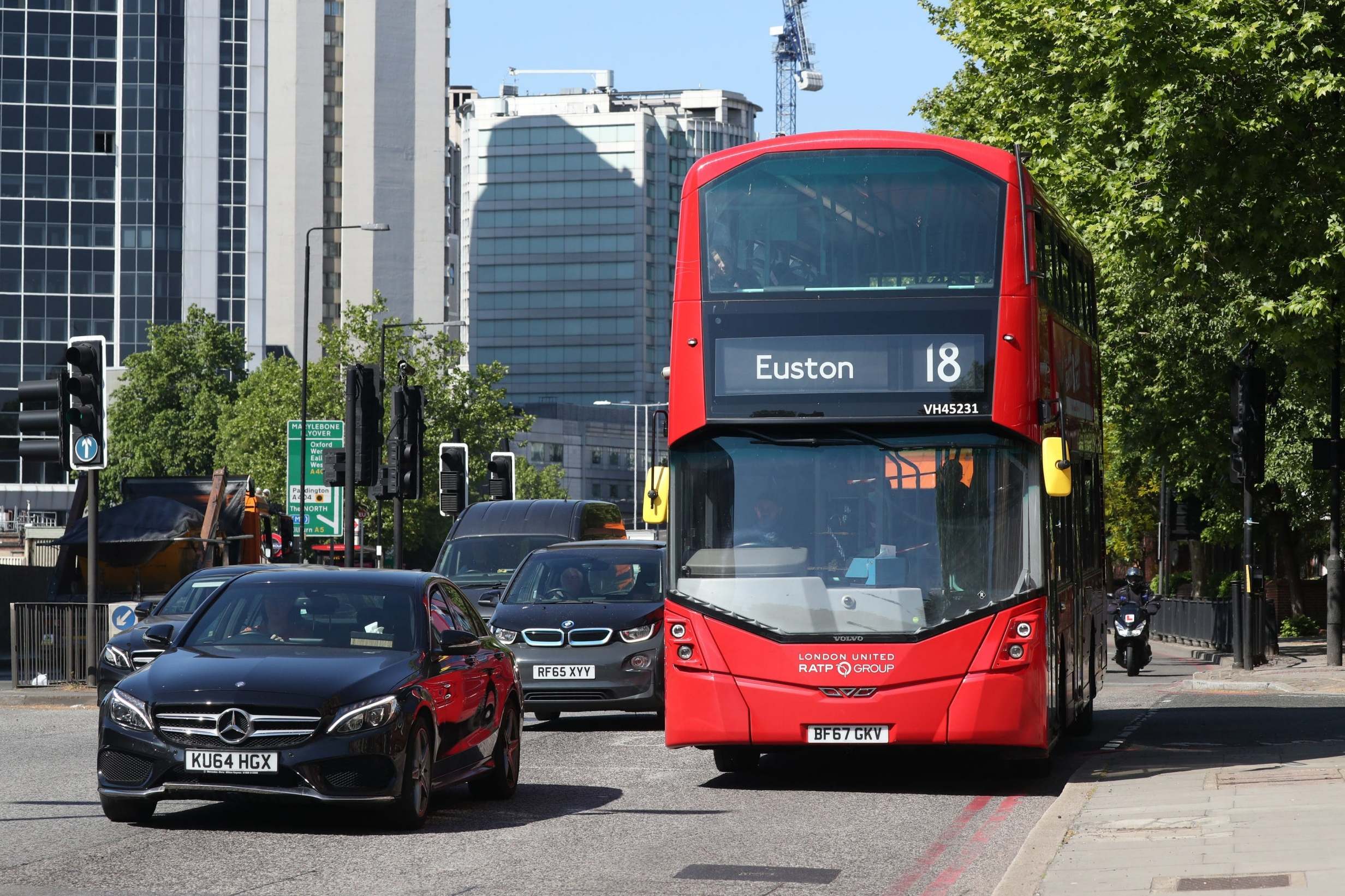Pop-up cycle lanes to be installed on 'polluted and hostile' Euston Rd