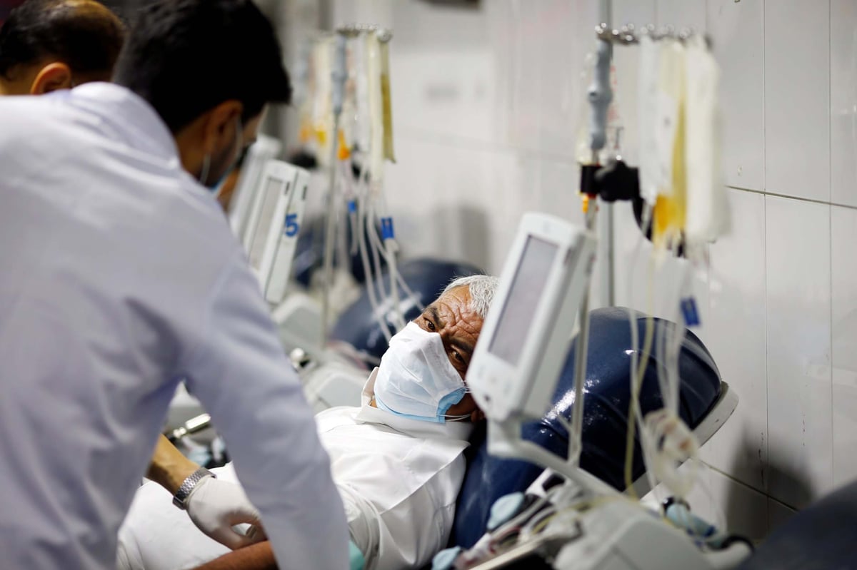 Blood plasma from recovered coronavirus patients could be safe as treatment, study finds | London Evening Standard