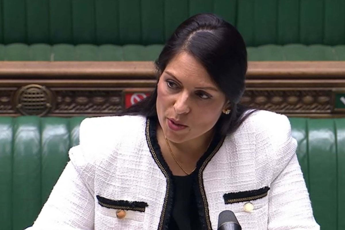 Reading attack: Priti Patel praises 'hero' police officers who 'ran towards danger without second thought' | London Evening Standard