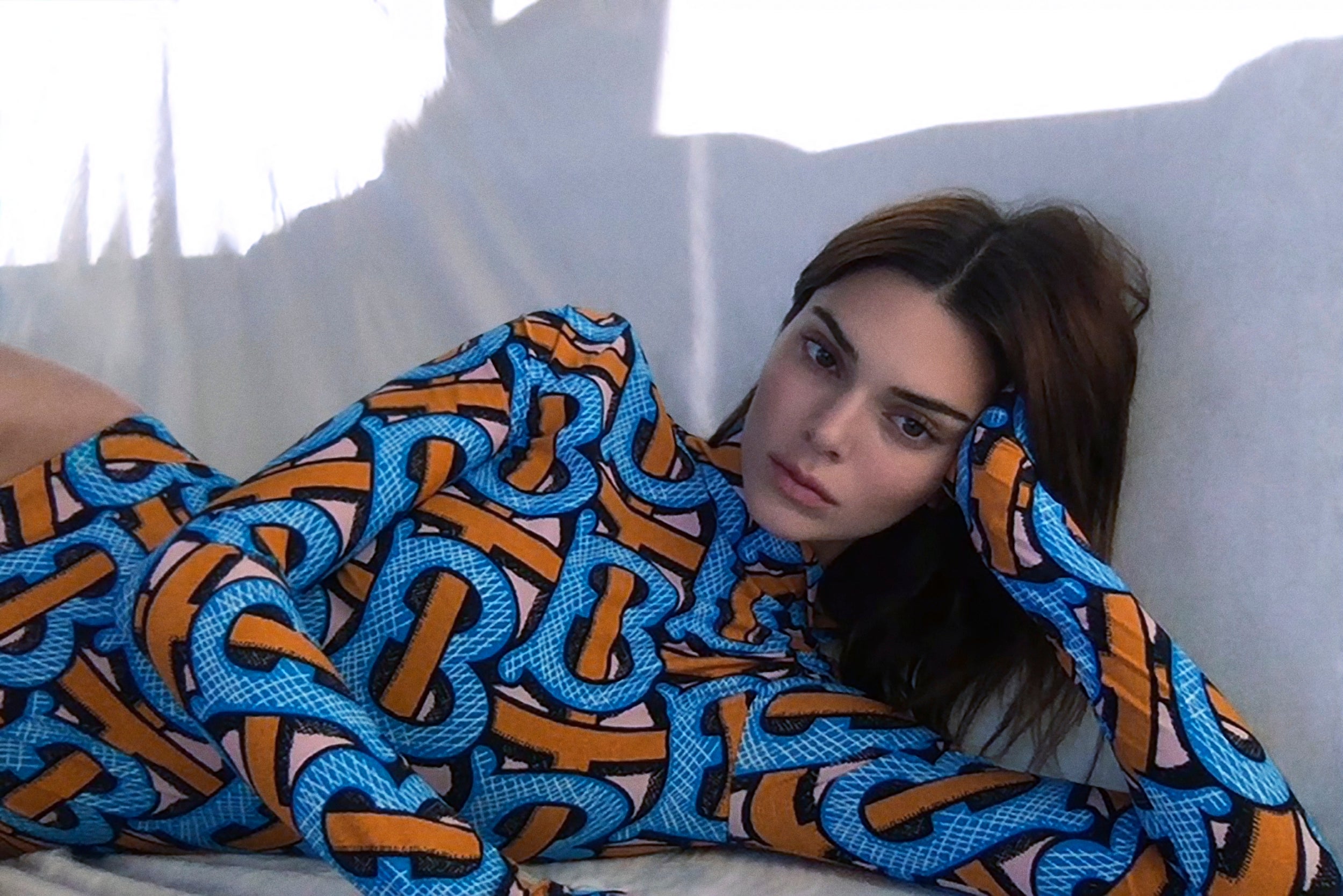 Kendall Jenner shoots Burberry monogram collection on her computer
