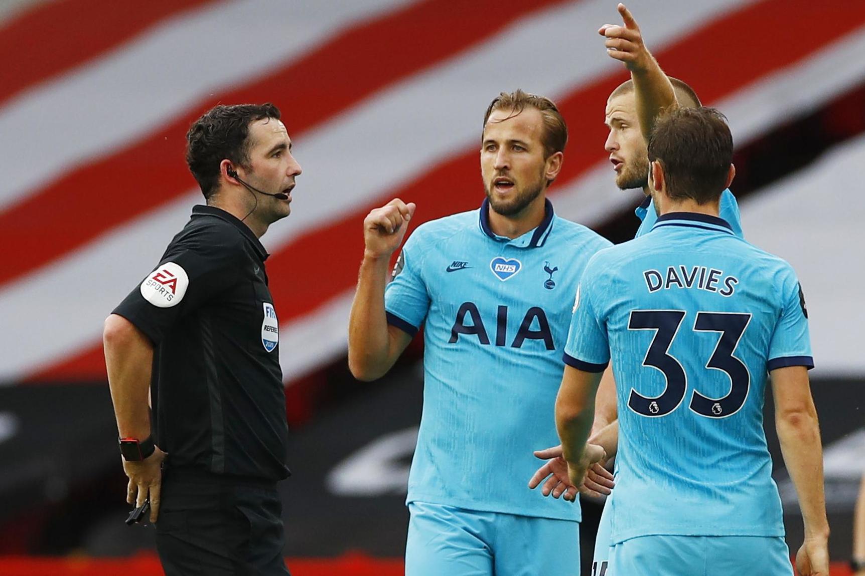 Sheff Utd 3-1 Tottenham: Spurs cut down by Blades amid VAR controversy