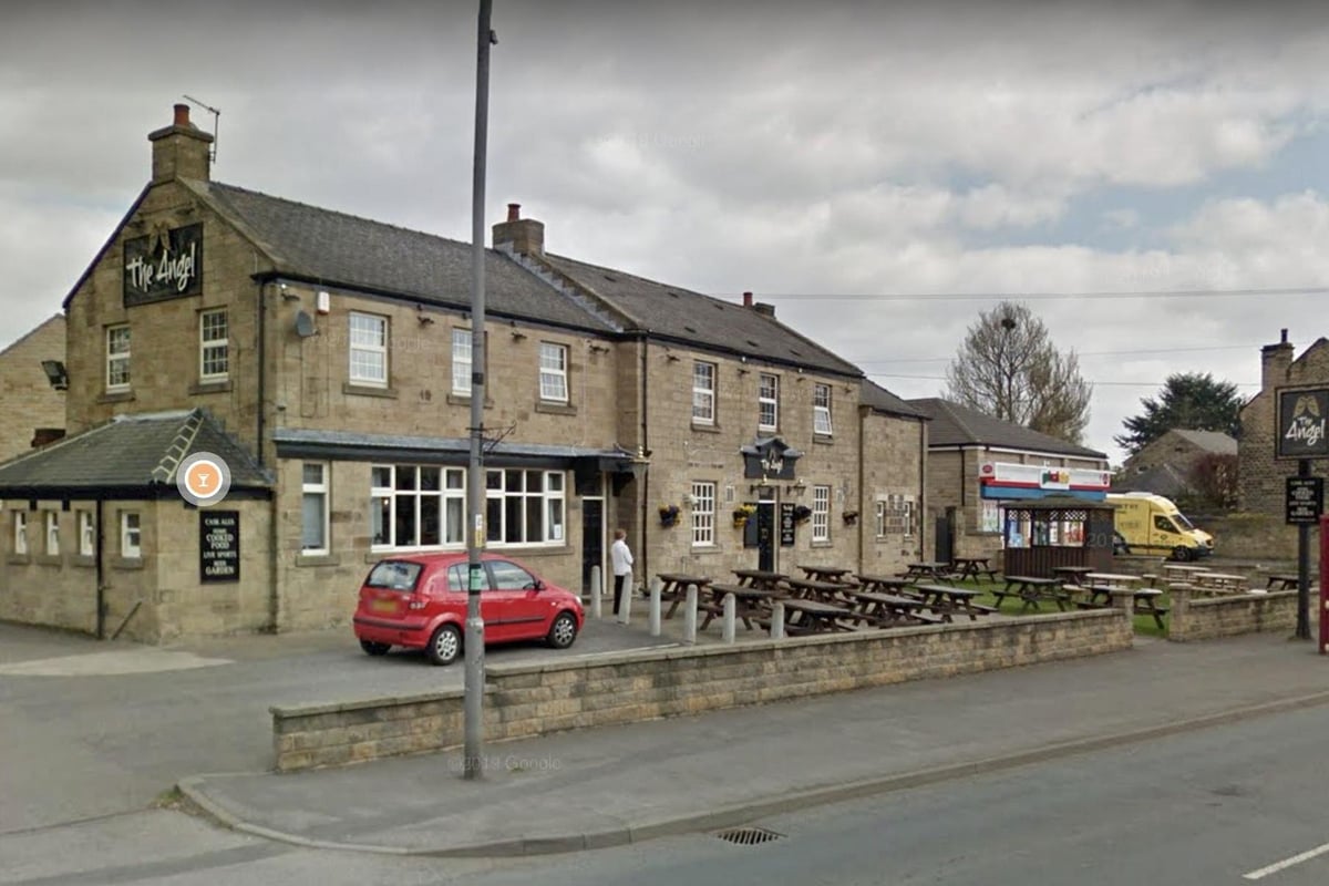 Two more pubs forced to shut after customers test positive for coronavirus | London Evening Standard