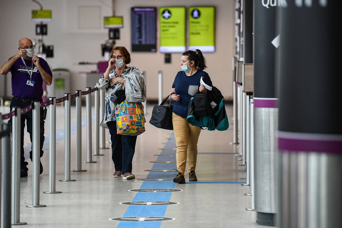 Ministers under fire from holidaymakers for 'lack of clarity' on quarantine exemption list | London Evening Standard