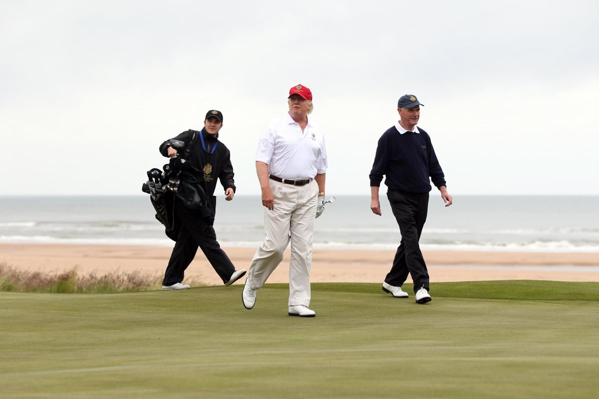 Donald Trump 'pressured US ambassador to arrange move of British Open to his Scotland resort' | London Evening Standard
