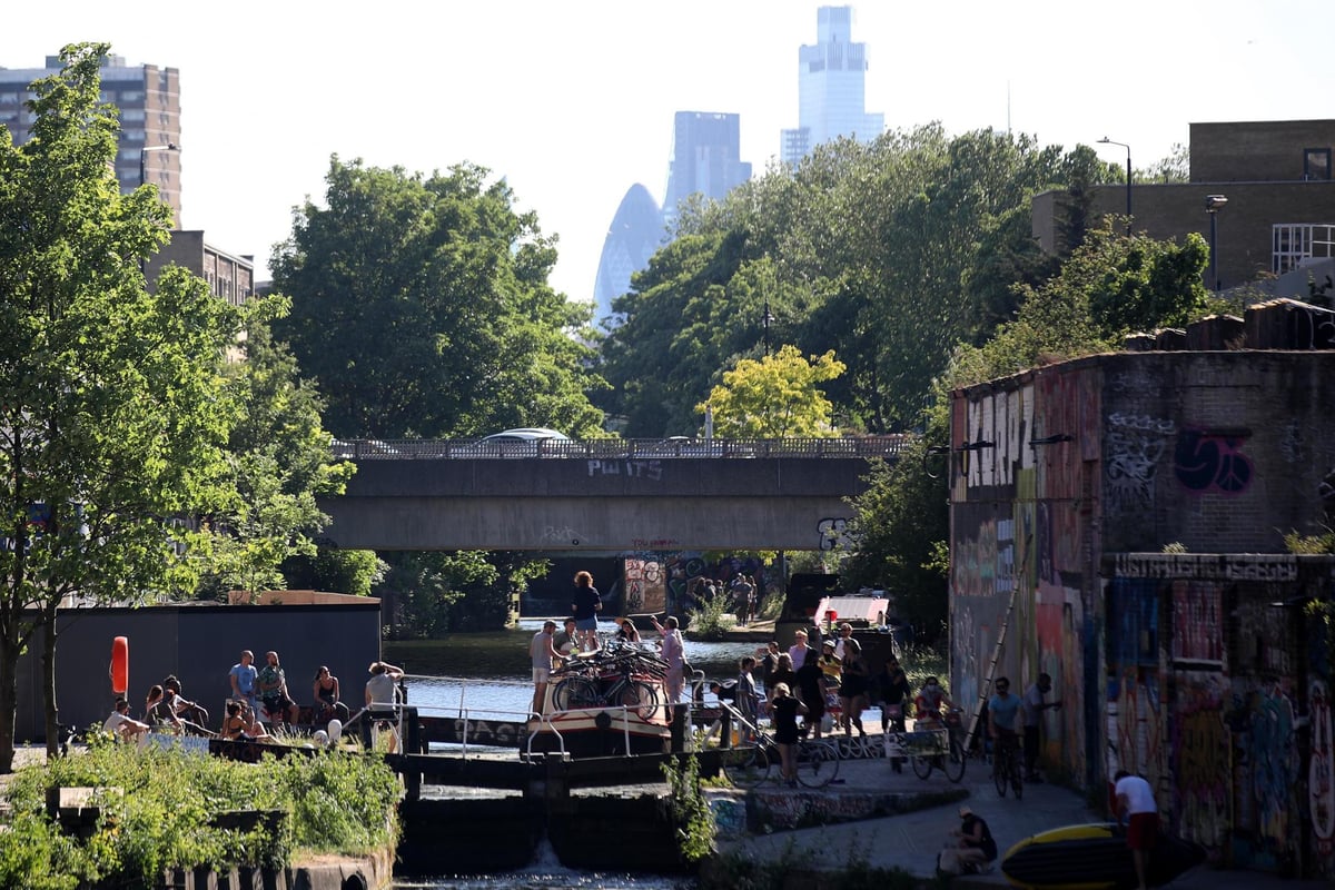 Grand Designs Hackney: Council launches scheme for first-time buyers to design their home on unused plot of land | London Evening Standard
