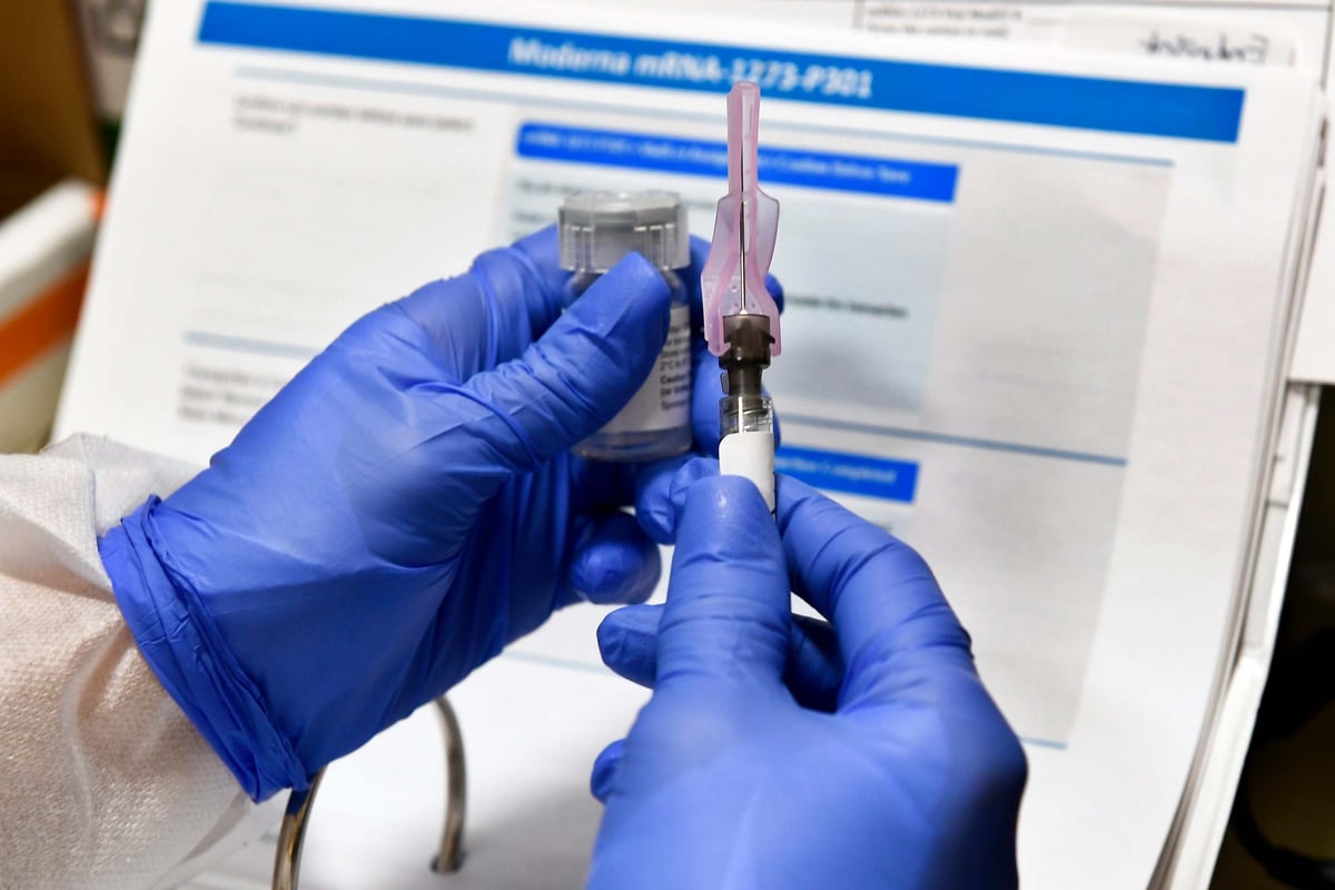 Moderna seeks approval for Covid vaccine in US and Europe after final results show 94% efficacy