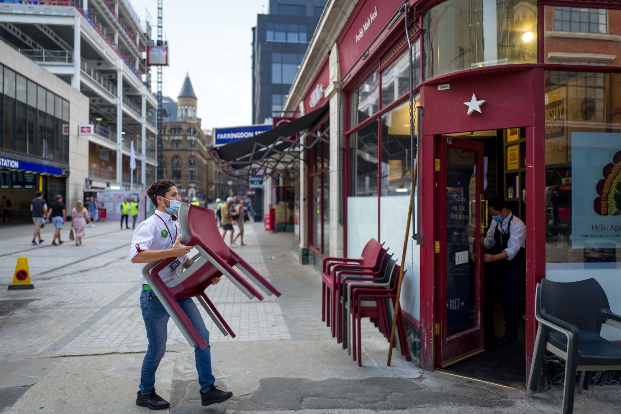 FSB boss: ‘Seriously affected’ hospitality supply chain needs help