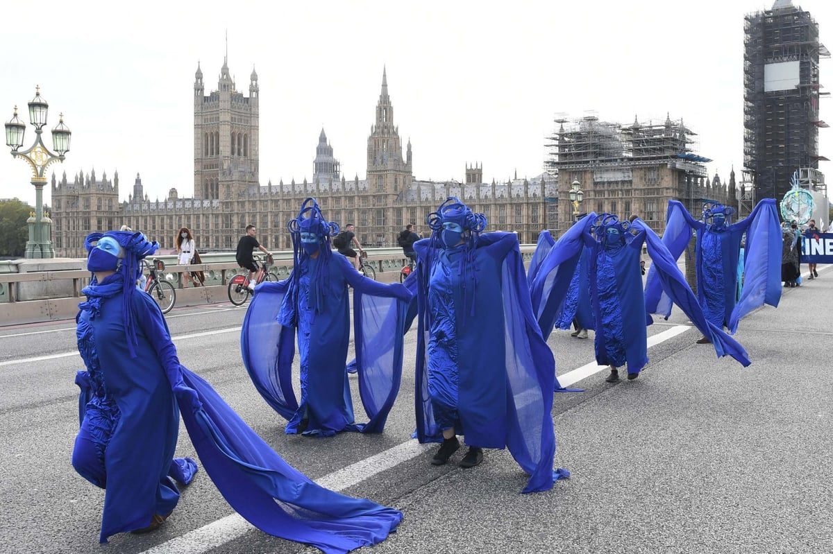 Extinction Rebellion protesters march through central London to highlight marine pollution | London Evening Standard