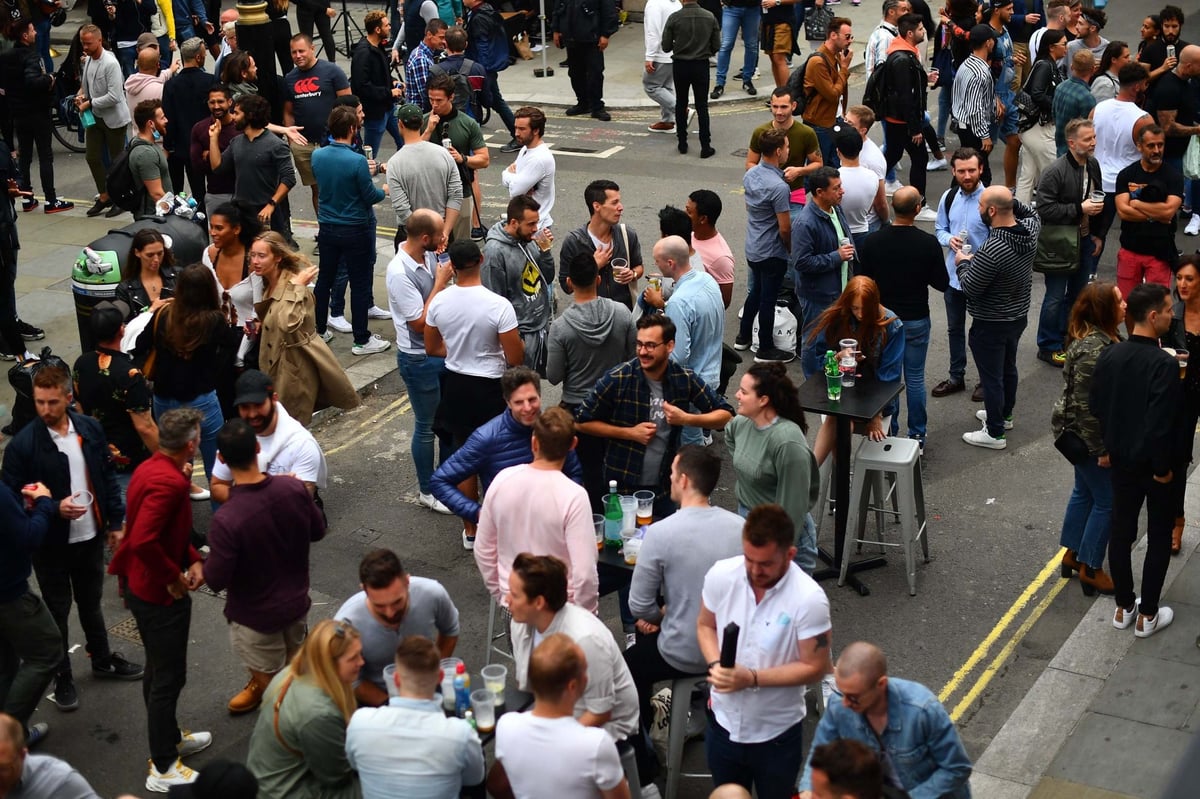 Edward Argar says pubs fuel coronavirus spread... months after Government urged Brits back to local boozer | London Evening Standard