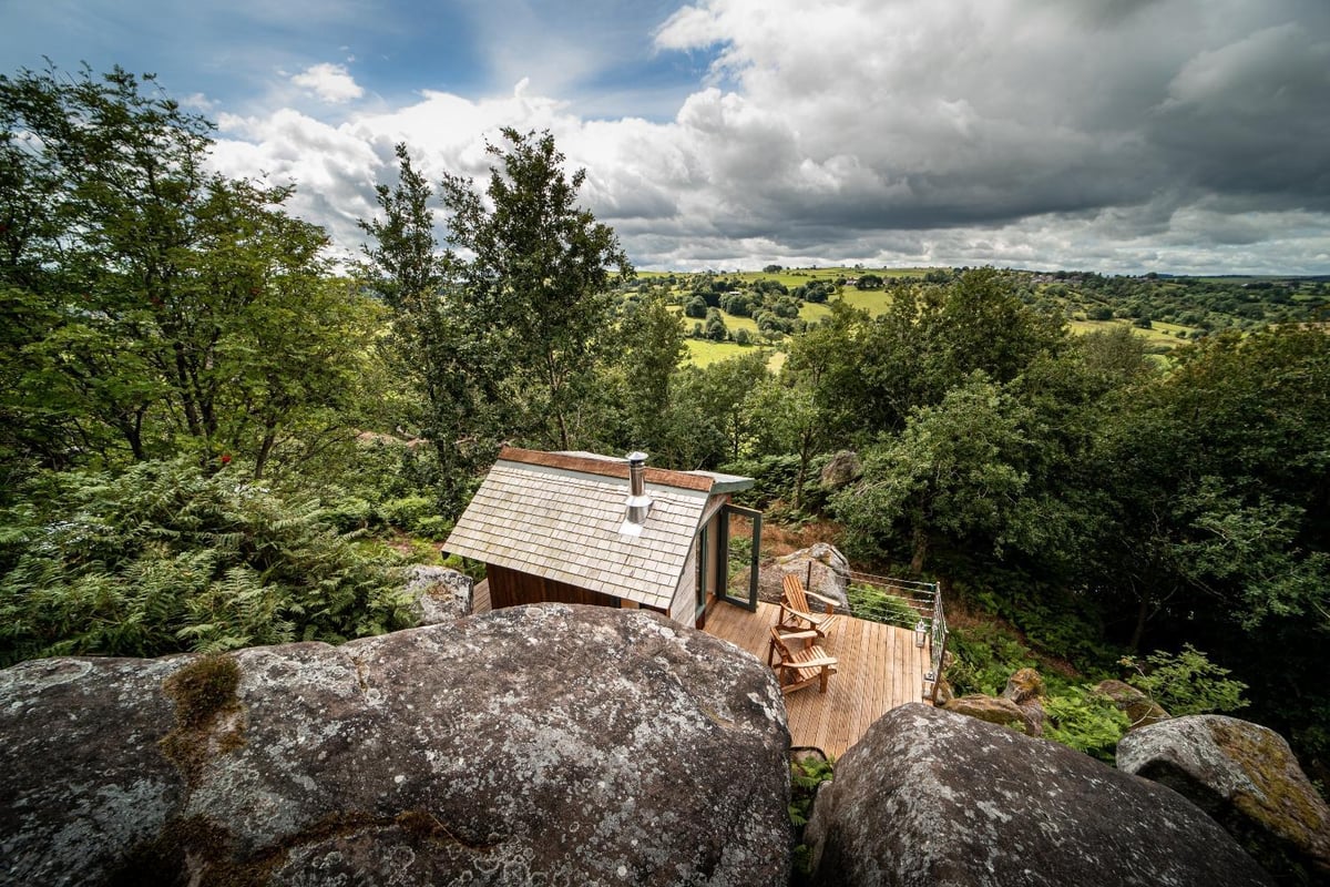 Cool stay of the week: a romantic hillside cabin in the Peak District | London Evening Standard