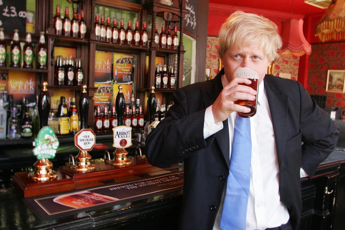 Parliament will stop selling alcohol at 10pm amid backlash over plans to 'exempt its bars from curfew' | London Evening Standard