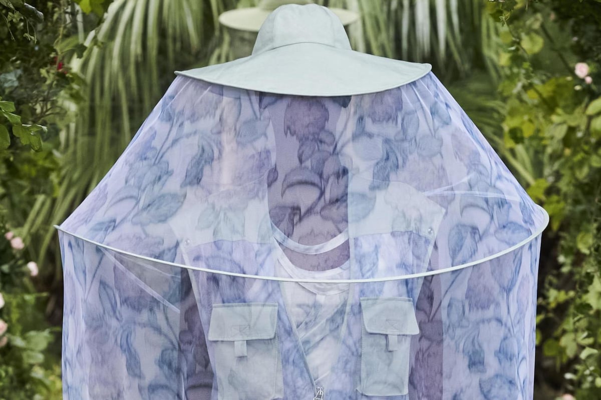 Paris Fashion Week: There’s a buzz about Kenzo’s bee-friendly show | London Evening Standard